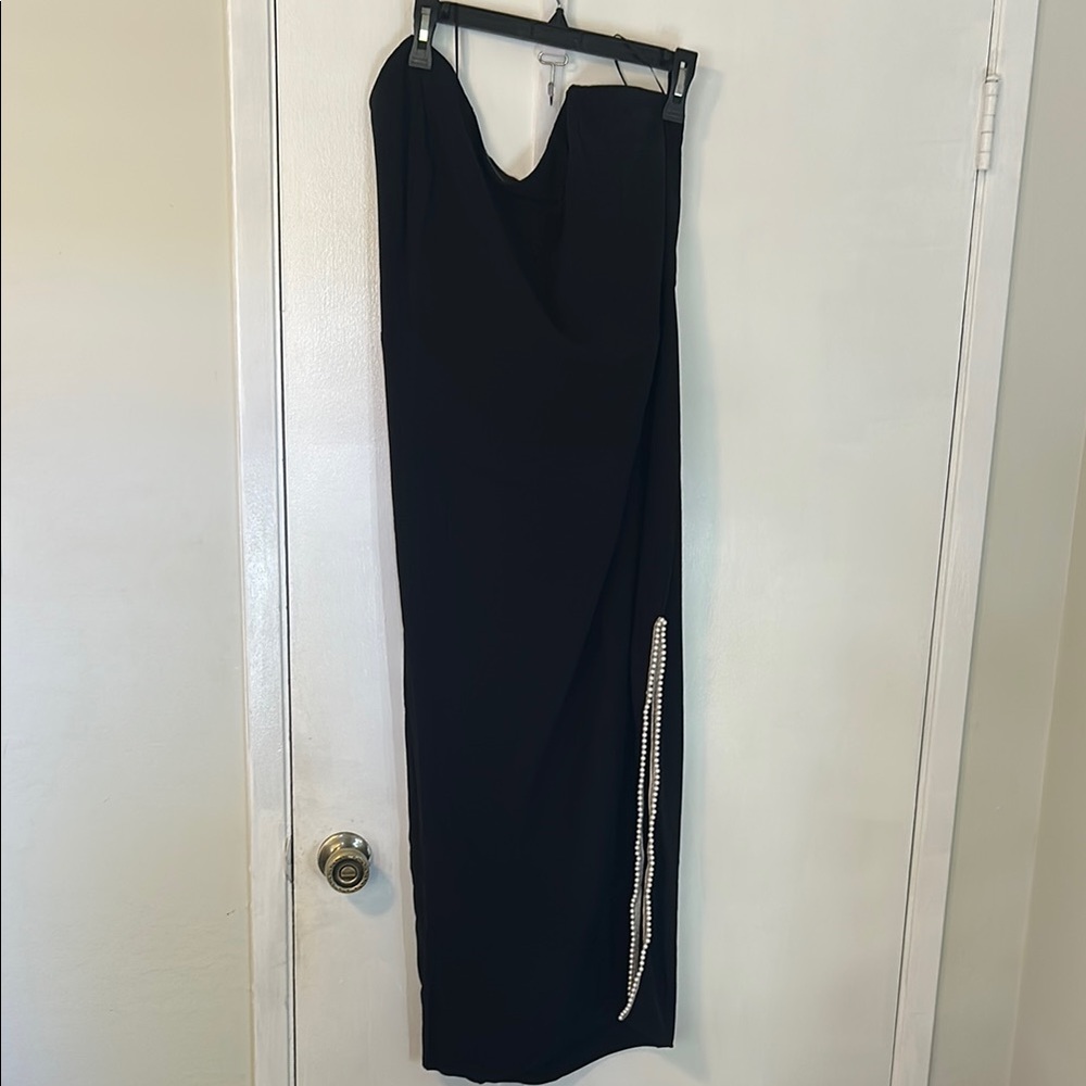 Fashion Nova Black Strapless Dress